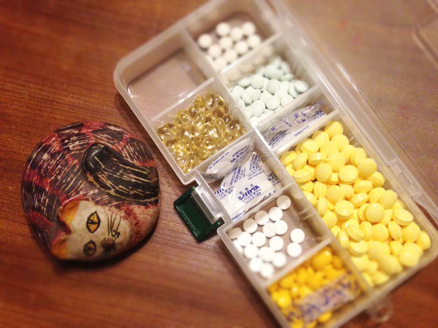 サプリメントケース