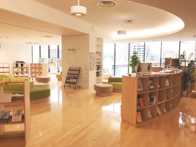 府中市市民活動センタープラッツ